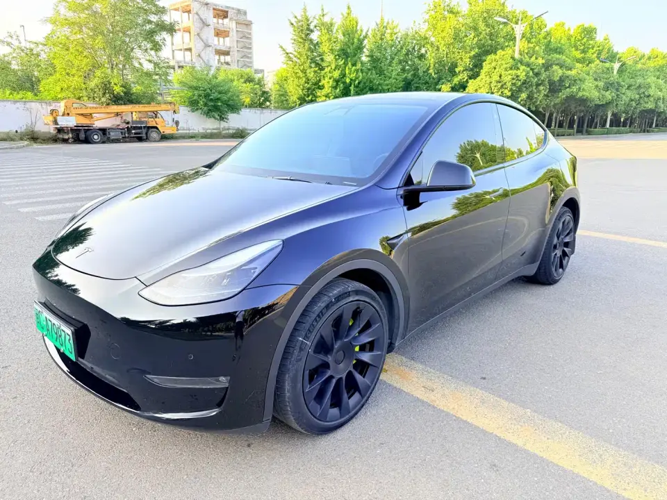 Tesla Model Y Facelift Long Range All-Wheel Drive Version 2023