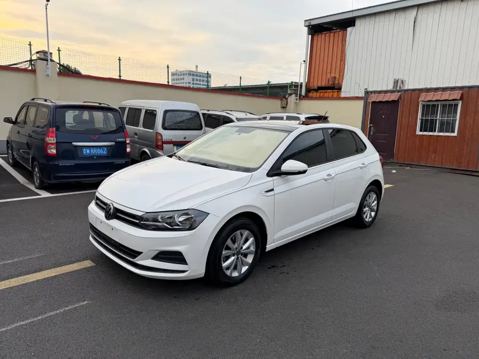 Volkswagen Polo Plus 1.5L Automatic Colorful Tech Edition 2022
