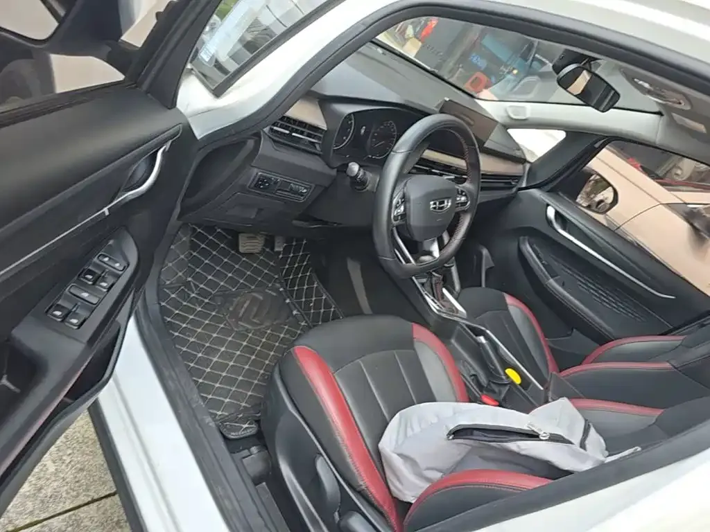 Geely Vision X3 PRO 1.5L CVT Premium 2021 — фото 16