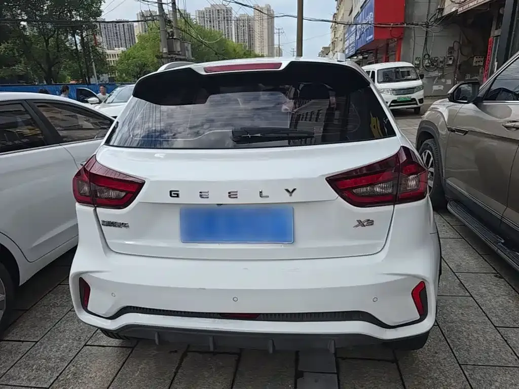 Geely Vision X3 PRO 1.5L CVT Premium 2021 — фото 6