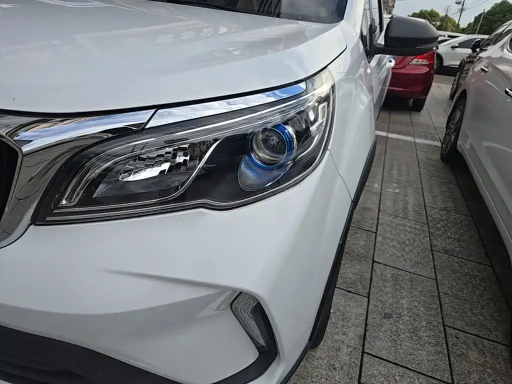 Geely Vision X3 PRO 1.5L CVT Premium 2021 — фото 24