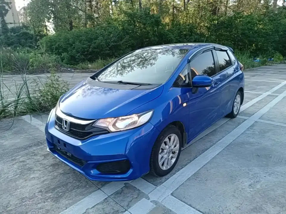 Honda Fit 1.5L CVT Comfort Sunroof Edition 2019