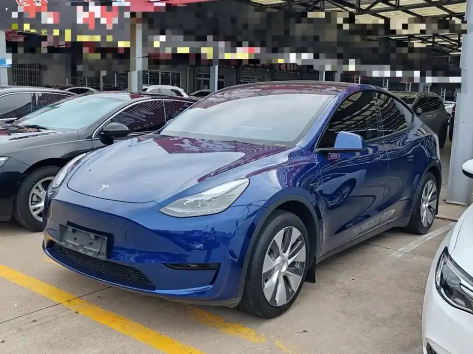 Tesla Model Y Facelift Rear-Wheel Drive Version 2023