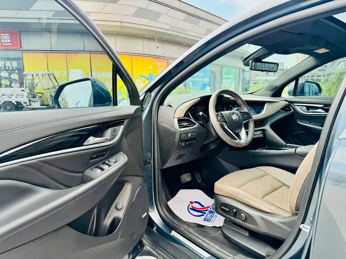Buick Enclave 652T 4WD Exclusive Flagship 7-Seater 2022 — фото 7