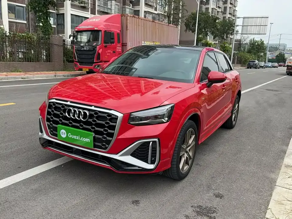 Audi Q2L 35 TFSI Fashion Dynamic 2021