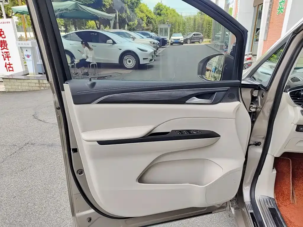Buick GL8 ES Landlord 653T Comfort 2022 — фото 6