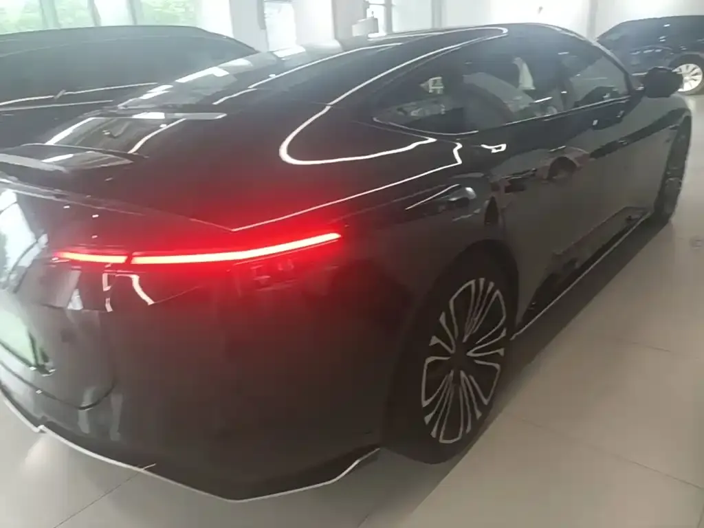 Avatr 12 Facelift Max EV AWD 2025 — фото 7