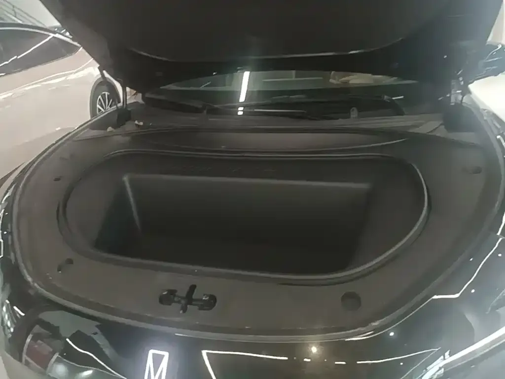 Avatr 12 Facelift Max EV AWD 2025 — фото 20