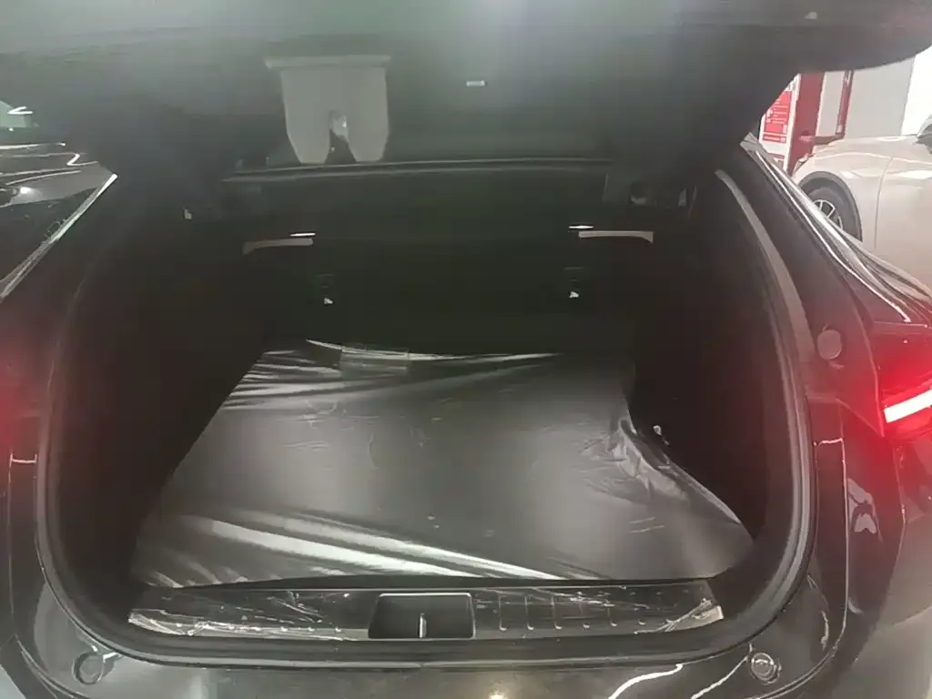 Avatr 12 Facelift Max EV AWD 2025 — фото 19