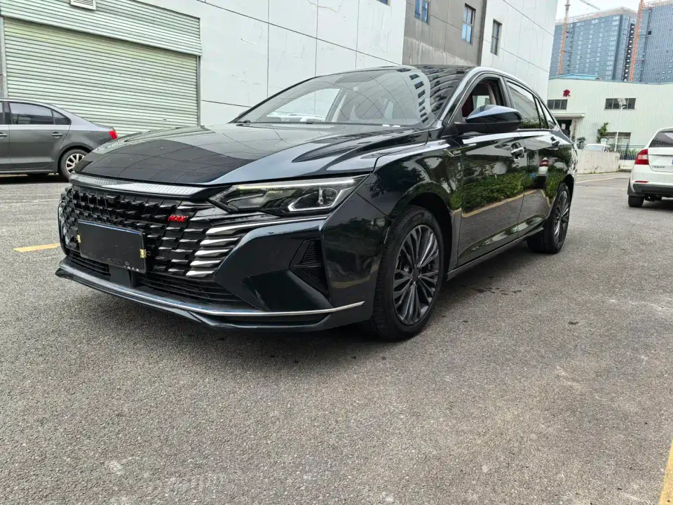 Dongfeng Aeolus Yixuan MAX 1.5T Trendy Dad Edition 2021