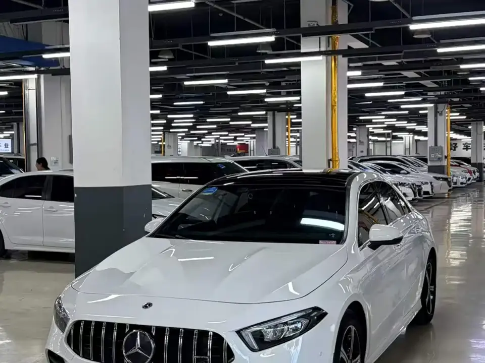 Mercedes-Benz A-Class A 200 L Dynamic 2023