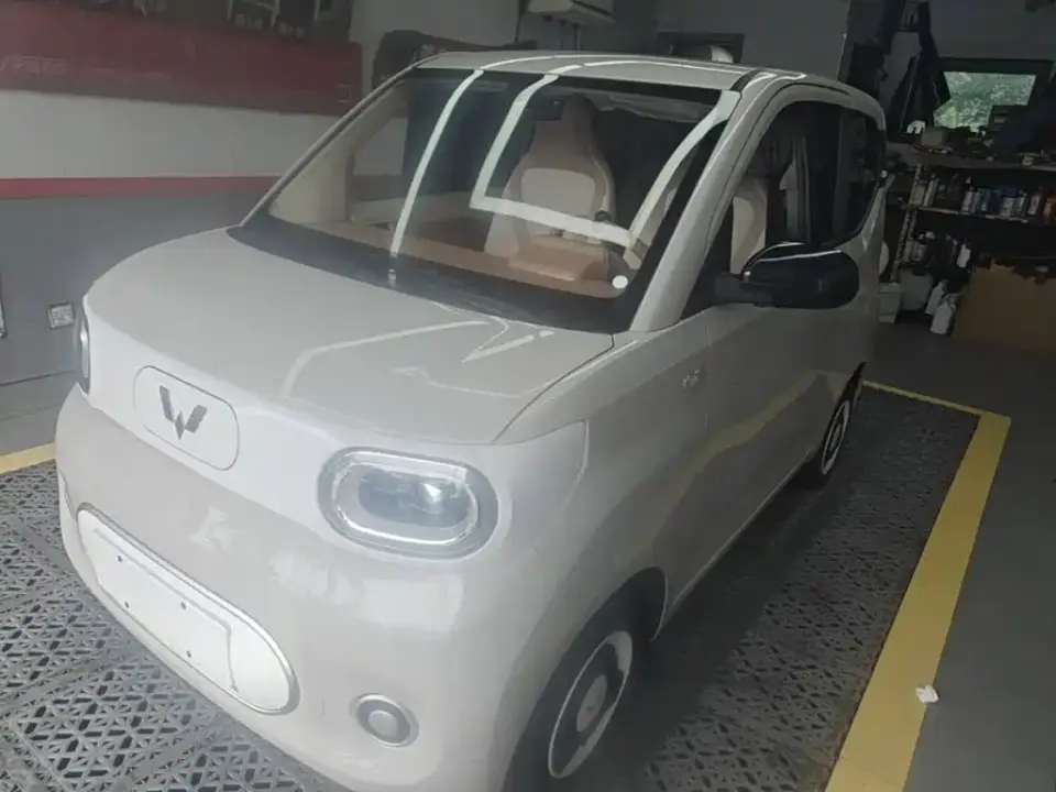 Wuling Motors Hongguang MINIEV 3rd Generation 215km Youth Edition 2026
