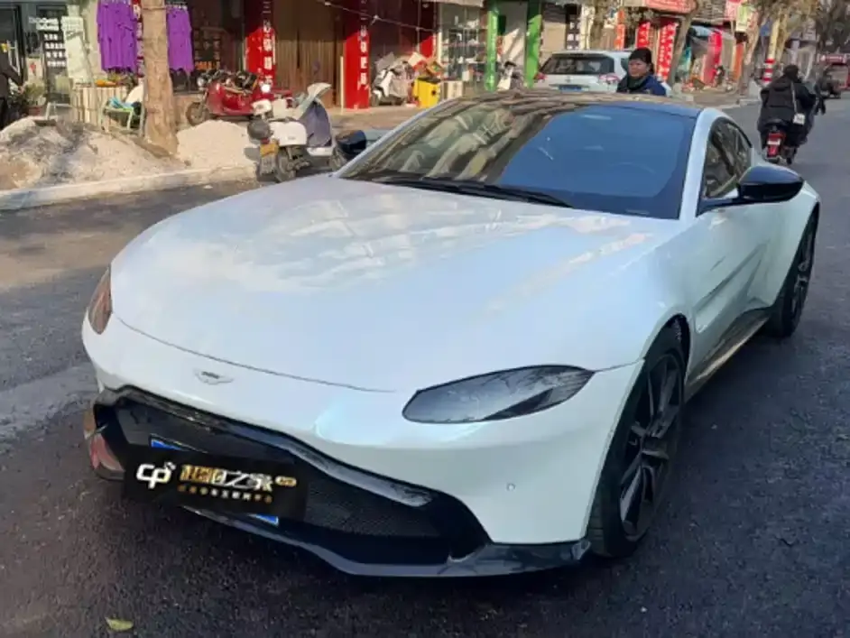 Aston Martin V8 Vantage 4.0T V8 Coupe 2020
