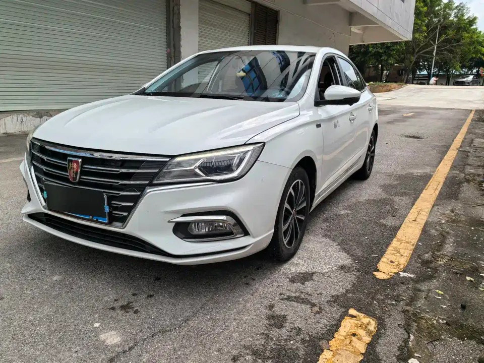 Roewe i5 1.5L Automatic 4G Connected Premium Flagship Edition 2020