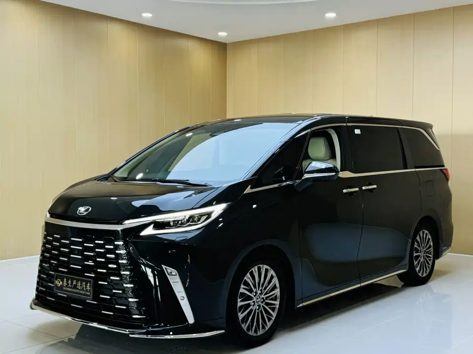 Lexus LM 350h 7-Seater Elegance Edition 2023