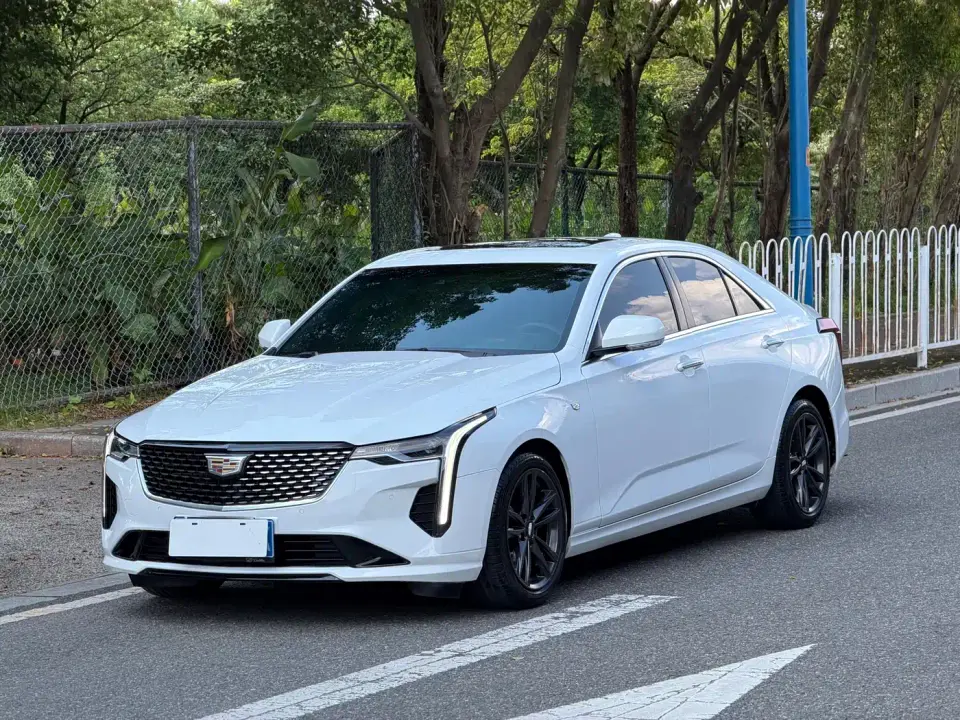 Cadillac CT4 28T Luxury Model 2023