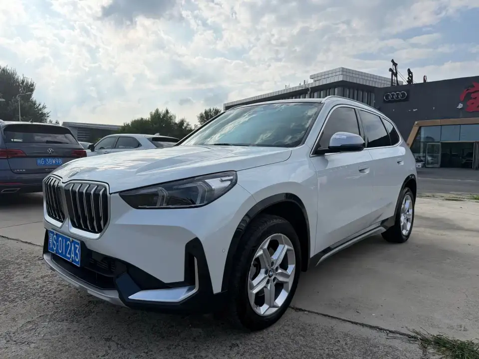 BMW X1 sDrive20Li X Design Package 2023
