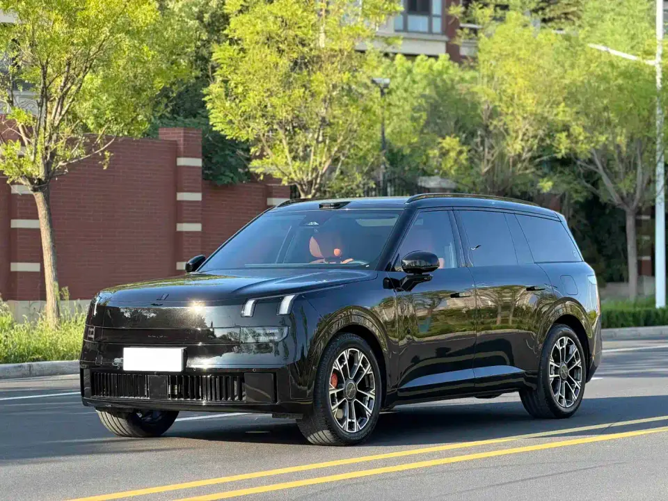 Lynk & Co 900 1.5T Ultra 2026