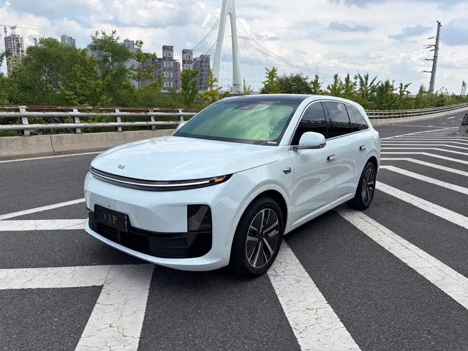 Li Auto L6 Pro 2024