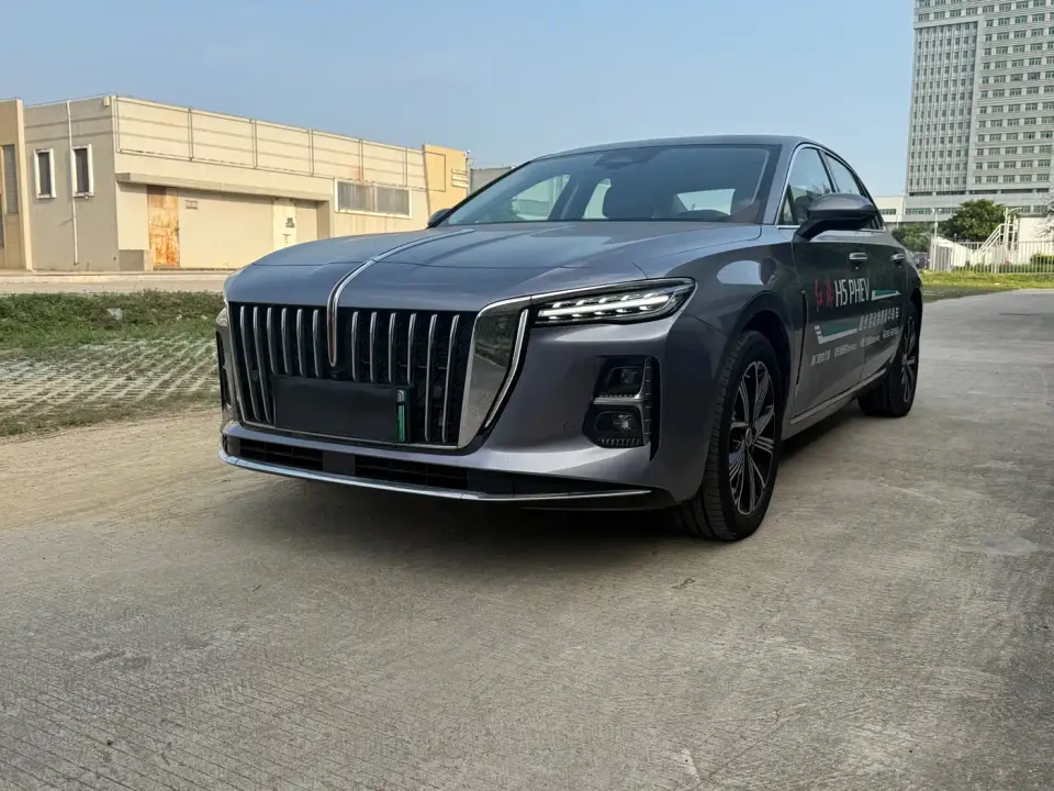 Hongqi H5 PHEV 170 Super Hybrid Edition 2025