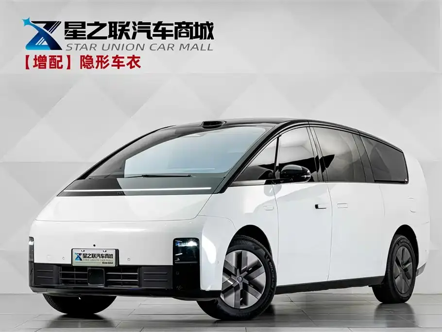 Li Auto MEGA Model Home Family Special Edition 2025