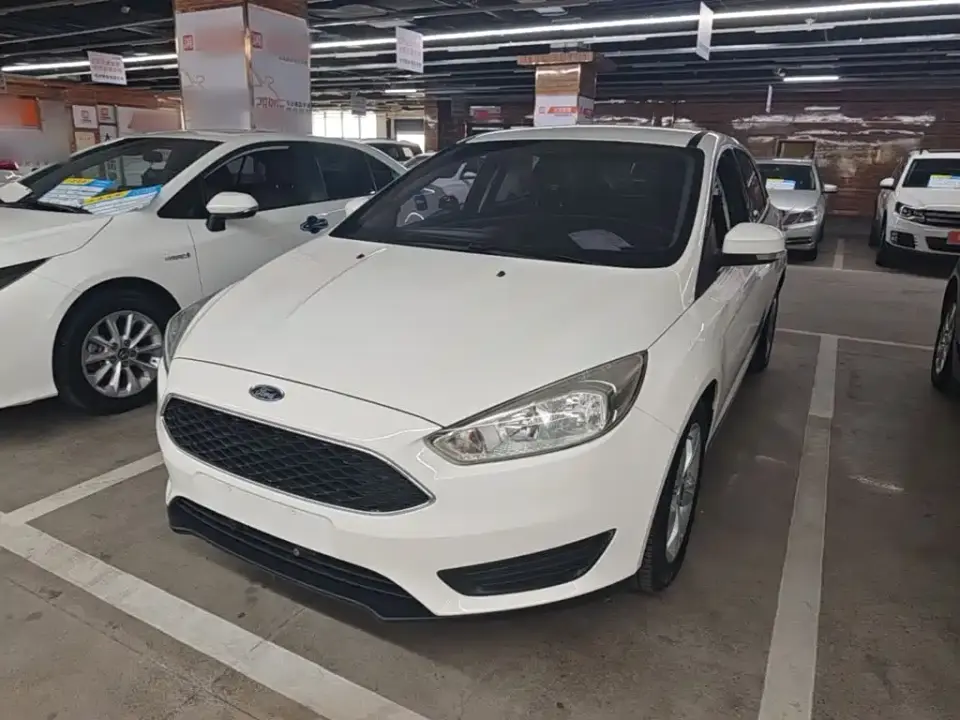 Ford Focus Hatchback Classic 1.6L Automatic Comfort Smart Edition 2019