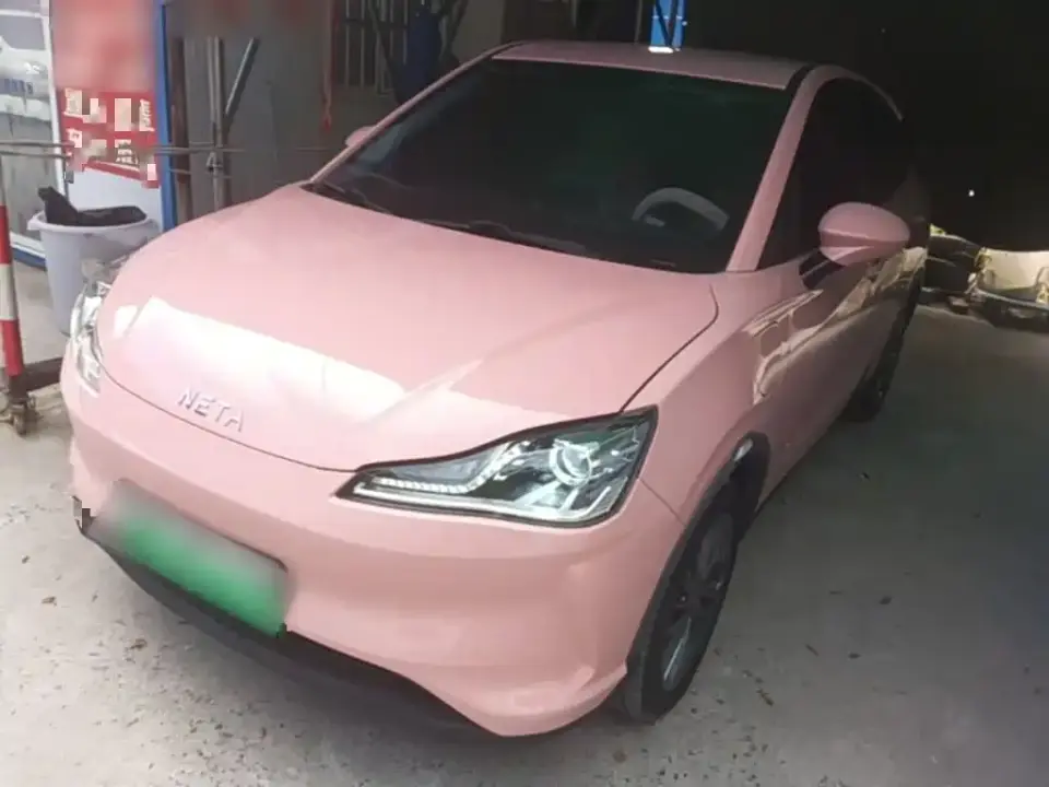 Neta Nezha V Trend 400 Lite Pink Custom Edition 2022