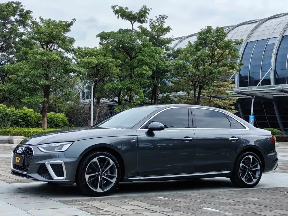 Audi A4L 40 TFSI Fashion Dynamic 2024