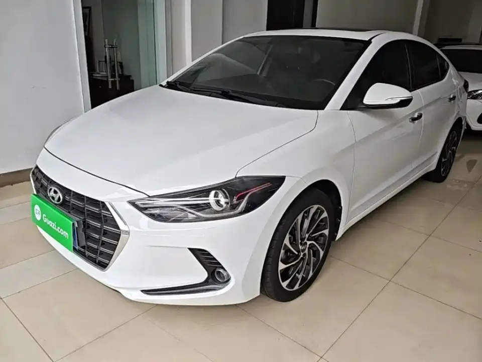 Hyundai Elantra 1.5L CVT Smart Elite 2020