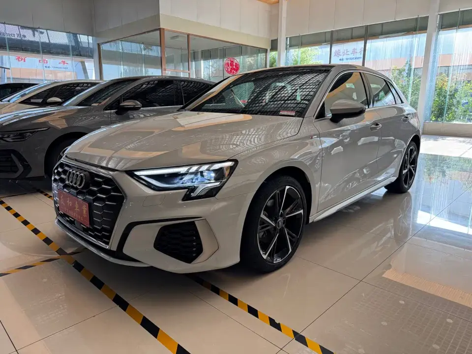 Audi A3 Sportback 35 TFSI Fashion Sport 2024