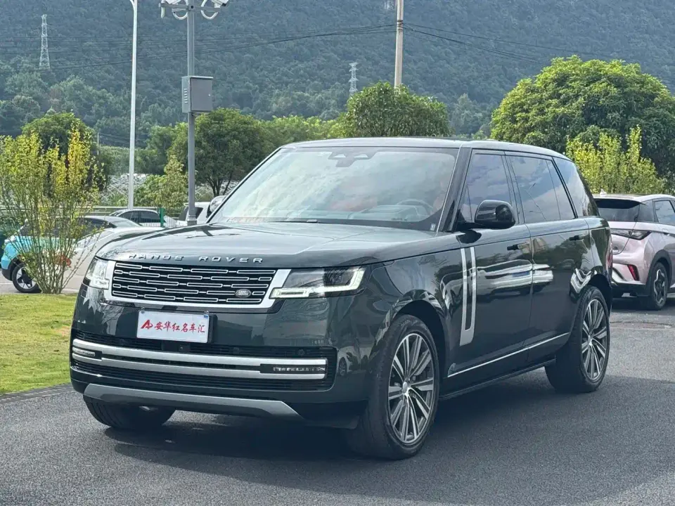 Land Rover Range Rover 3.0 L6 400PS Genesis Extended Version 2022