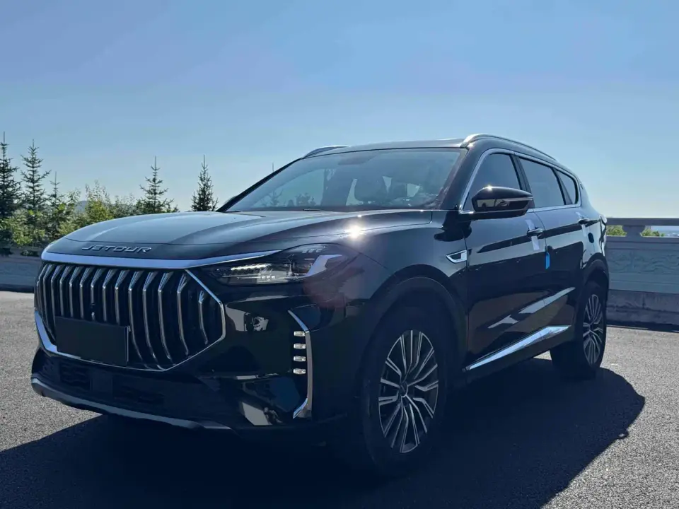 Jetour X70 PLUS 1.5T DCT Warrior PLUS 5-seater 2023