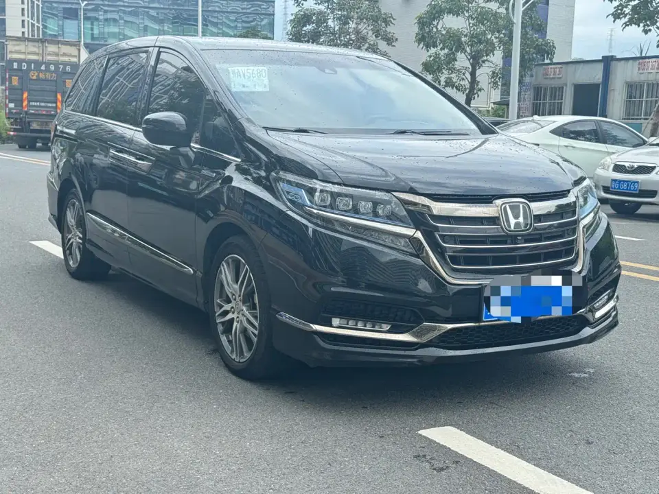 Honda Elysion 2.0L Hybrid Luxury Edition 2021