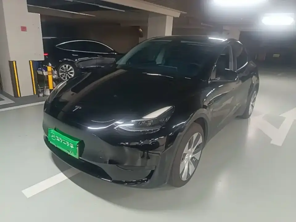 Tesla Model Y Facelift Rear-Wheel Drive Version 2023