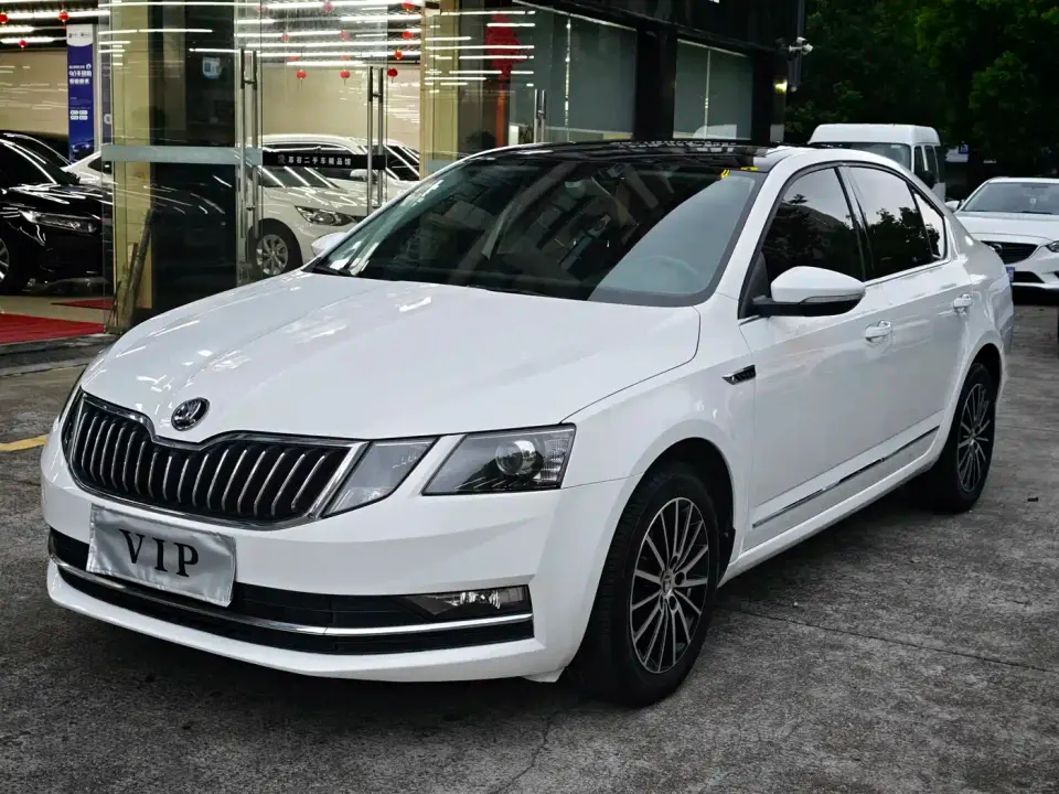 Skoda Octavia 1.5L Automatic Luxury Edition 2019