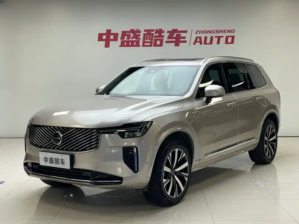 Volvo XC90 Facelift B6 Intelligent Luxury 6-Seater 2025