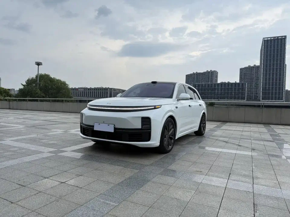 Li Auto L7 Max Smart Renewal Edition 2025