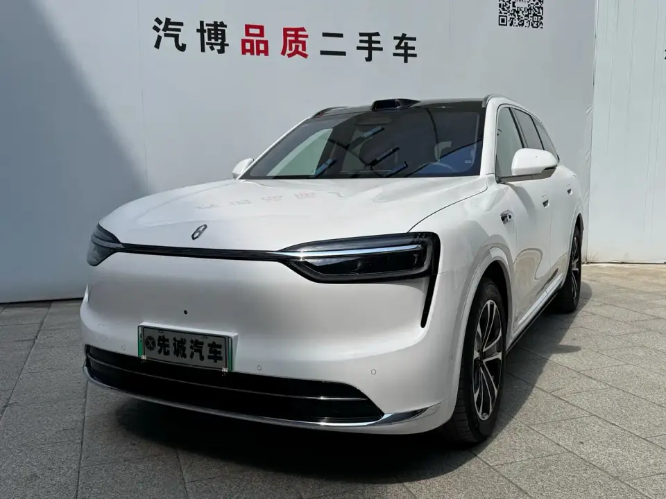 AITO Wenjie AITO M7 Extended Range Base Model 6-Seater 2025