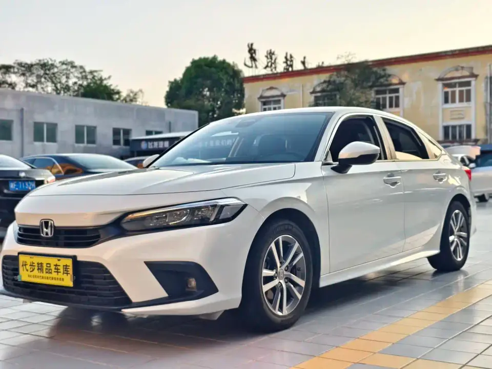 Honda Civic 240TURBO CVT Dynamic Edition 2023