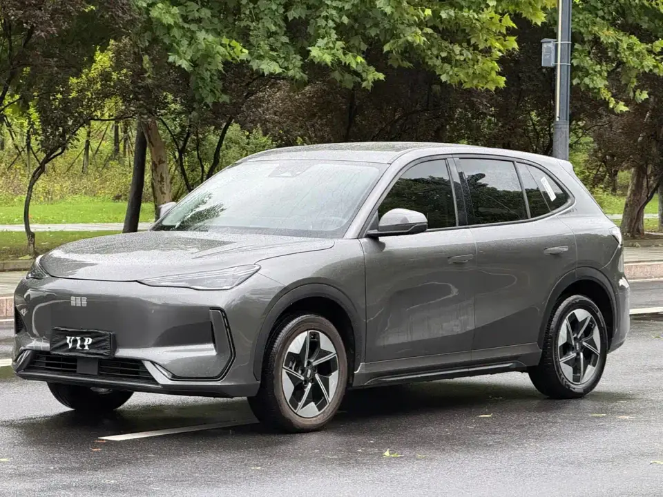 Geely Galaxy Galaxy E5 440km Start Edition 2025