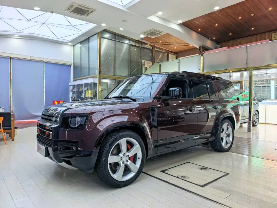 Land Rover Defender 130 3.0T P400 X 2024