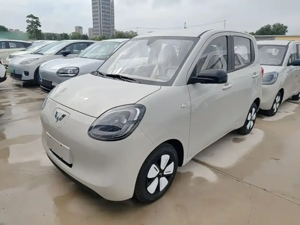 Wuling Motors Hongguang MINIEV 4-Door Advanced 2026