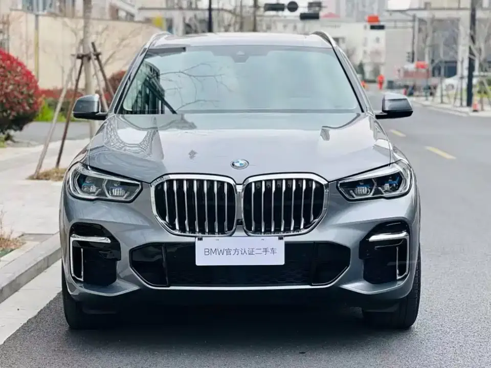 BMW X5 xDrive 30Li Premium M Sport Package 2022