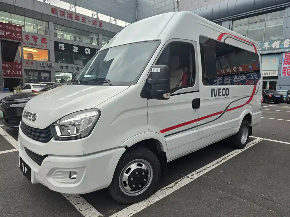 Iveco Daily 2.0T Manual Chaorui Long Wheelbase Short Overhang High Roof Sliding Door F1A 2023