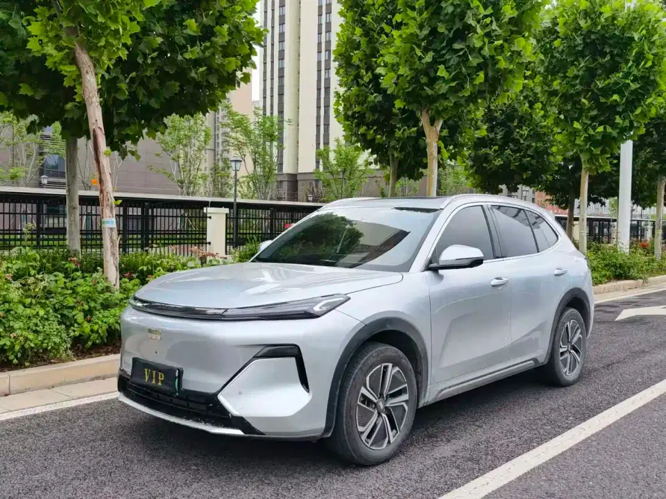 Geely Galaxy Galaxy Starship 7 EM-i Model 120km Explorer+ Edition 2025