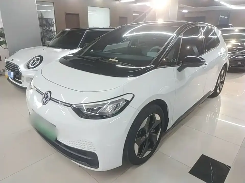 Volkswagen ID.3 Facelift Smart Outstanding Edition 2025