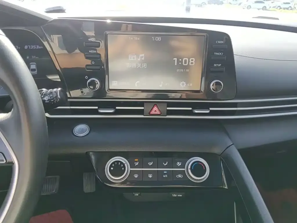 Hyundai Elantra 1.5L CVT GLX Elite Edition 2022 — фото 13