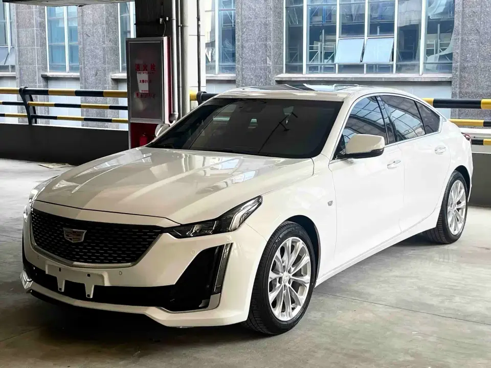 Cadillac CT5 28T Fashion 2021