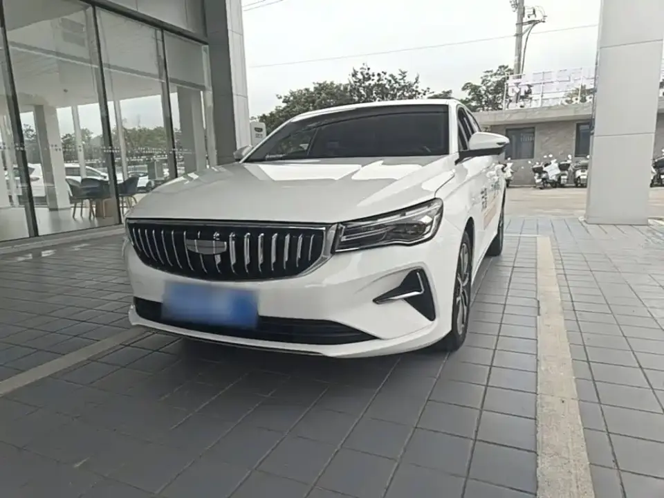Geely Emgrand 4th Gen 4 Million Commemorative Edition 1.5L CVT Soar 2025