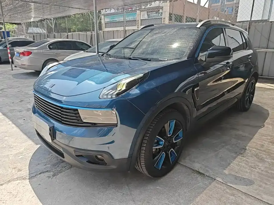 Lynk & Co 01 2.0T 2WD Pro Shine Edition 2019